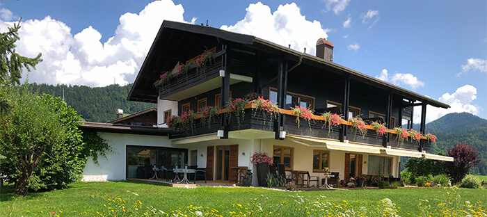 schönes Gästehaus in Reit am Winkl - Chiemgau